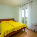 Gostinjska kuća Adria 3*