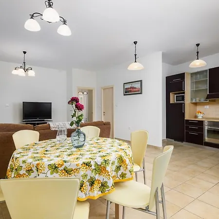 Casa de hóspedes Adria 3*