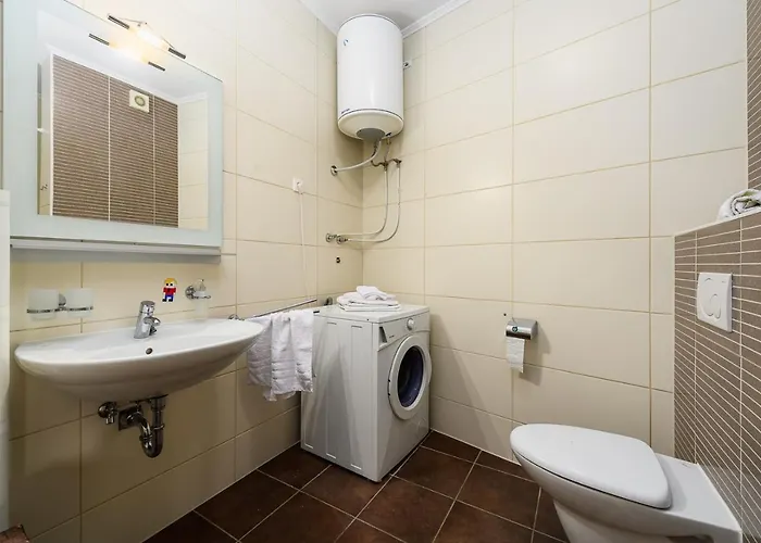 Adria Gostinjska kuća