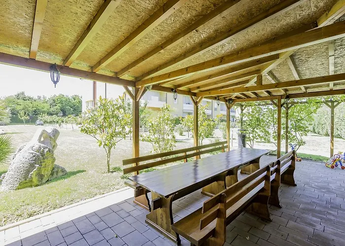 Gostinjska kuća Adria