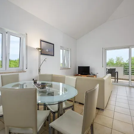 Adria Guest house 3*