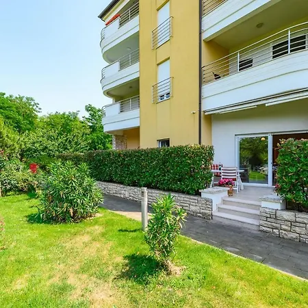 Adria Guest house 3*